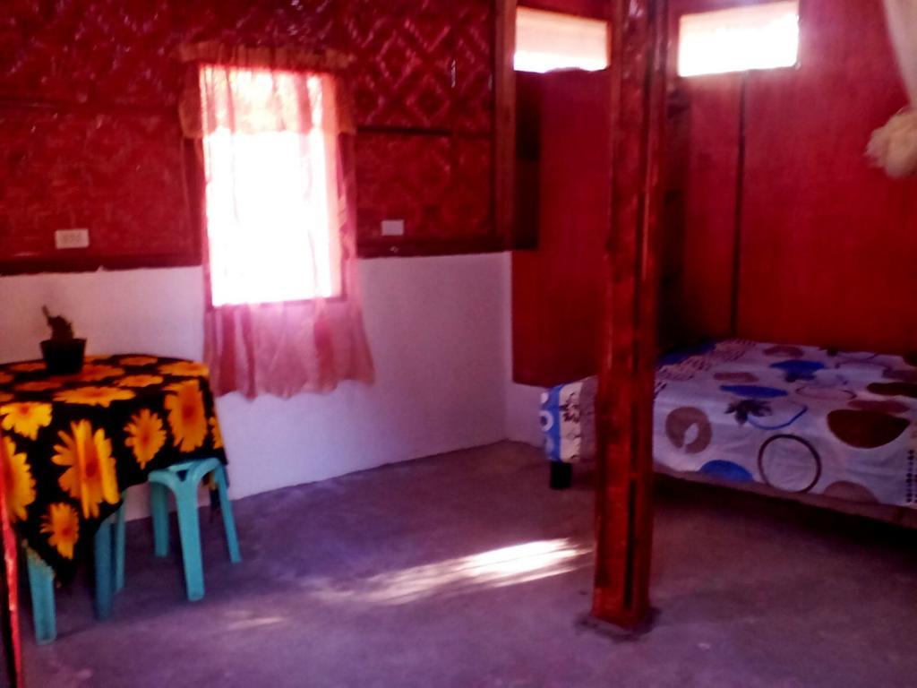 Lennon'S Place Backpacker Hostel Panglao Exteriör bild