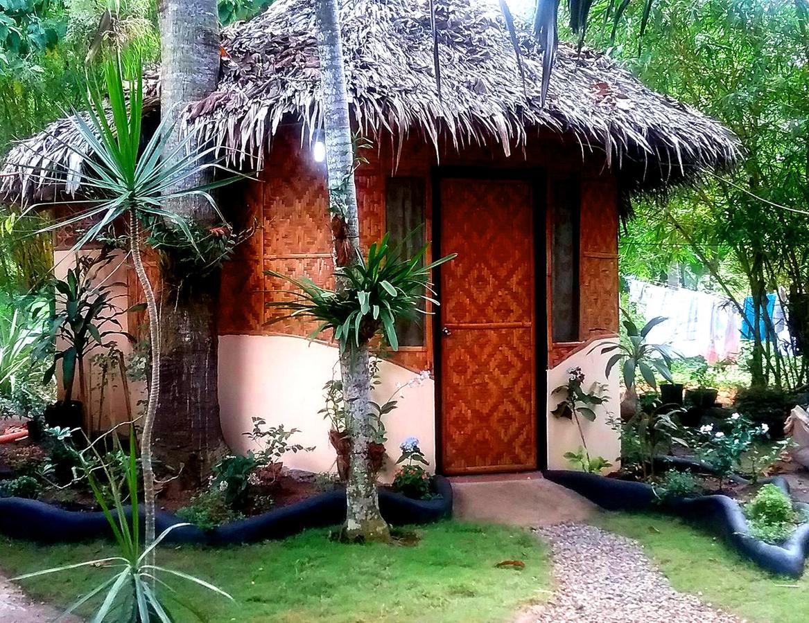 Lennon'S Place Backpacker Hostel Panglao Exteriör bild